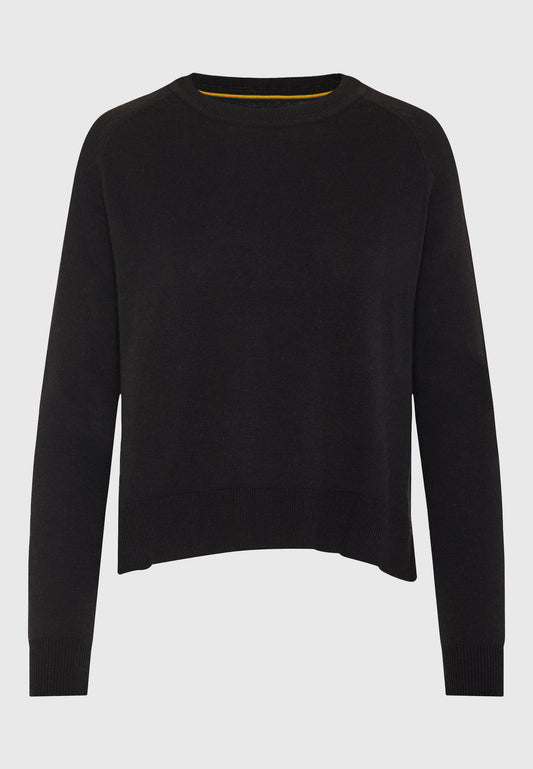 Tricotaje cu guler rotund pentru femei