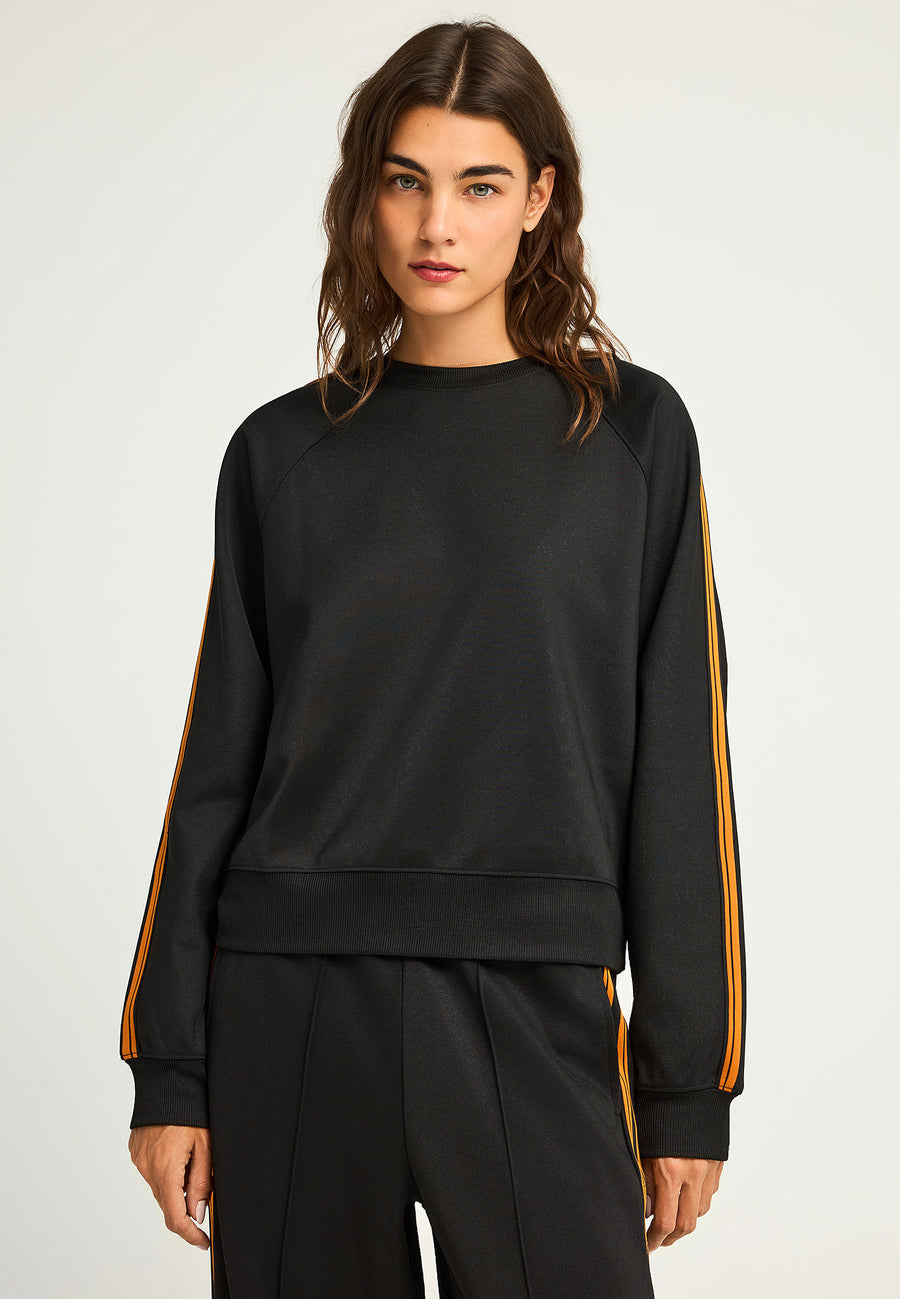 Hanorac cu guler rotund pentru femei