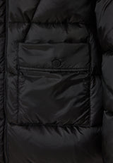 Jachetă lungă pufoasă cu croială regulată și glugă