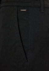 Pantaloni de damă cu nasture