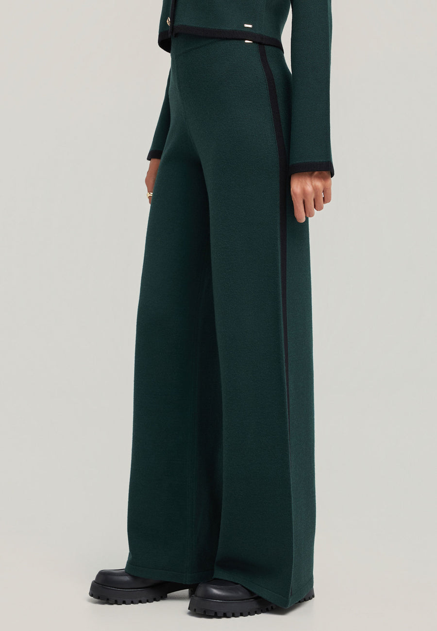 Pantaloni tricotați cu picior larg