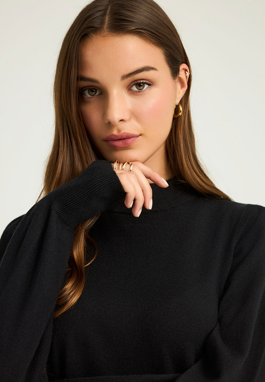 Top tricotat cu mânecă tip bishop pentru femei