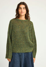 Pulover tricotat sustenabil cu finisaj striat