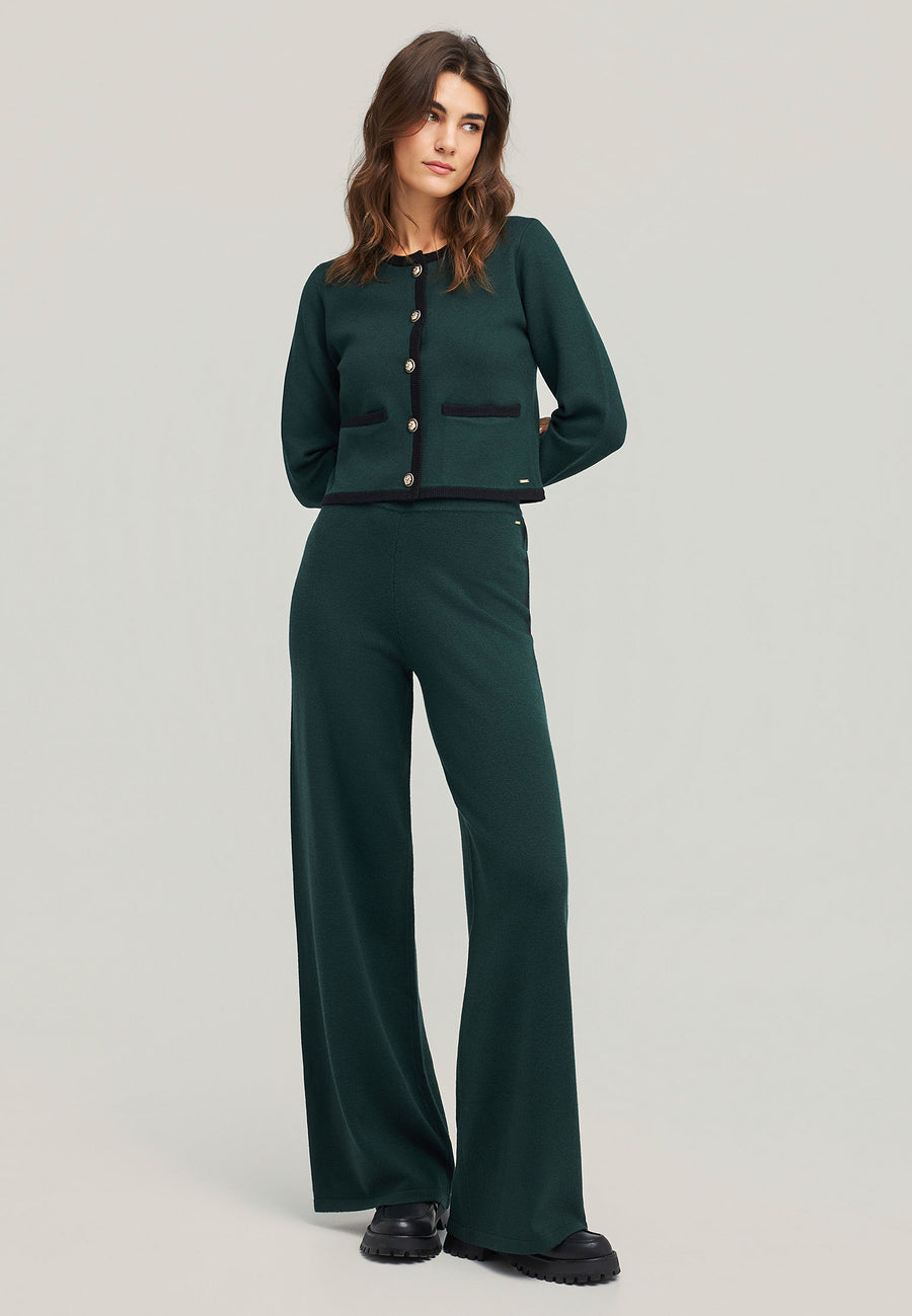 Cardigan tricotat cu dungi și nasturi