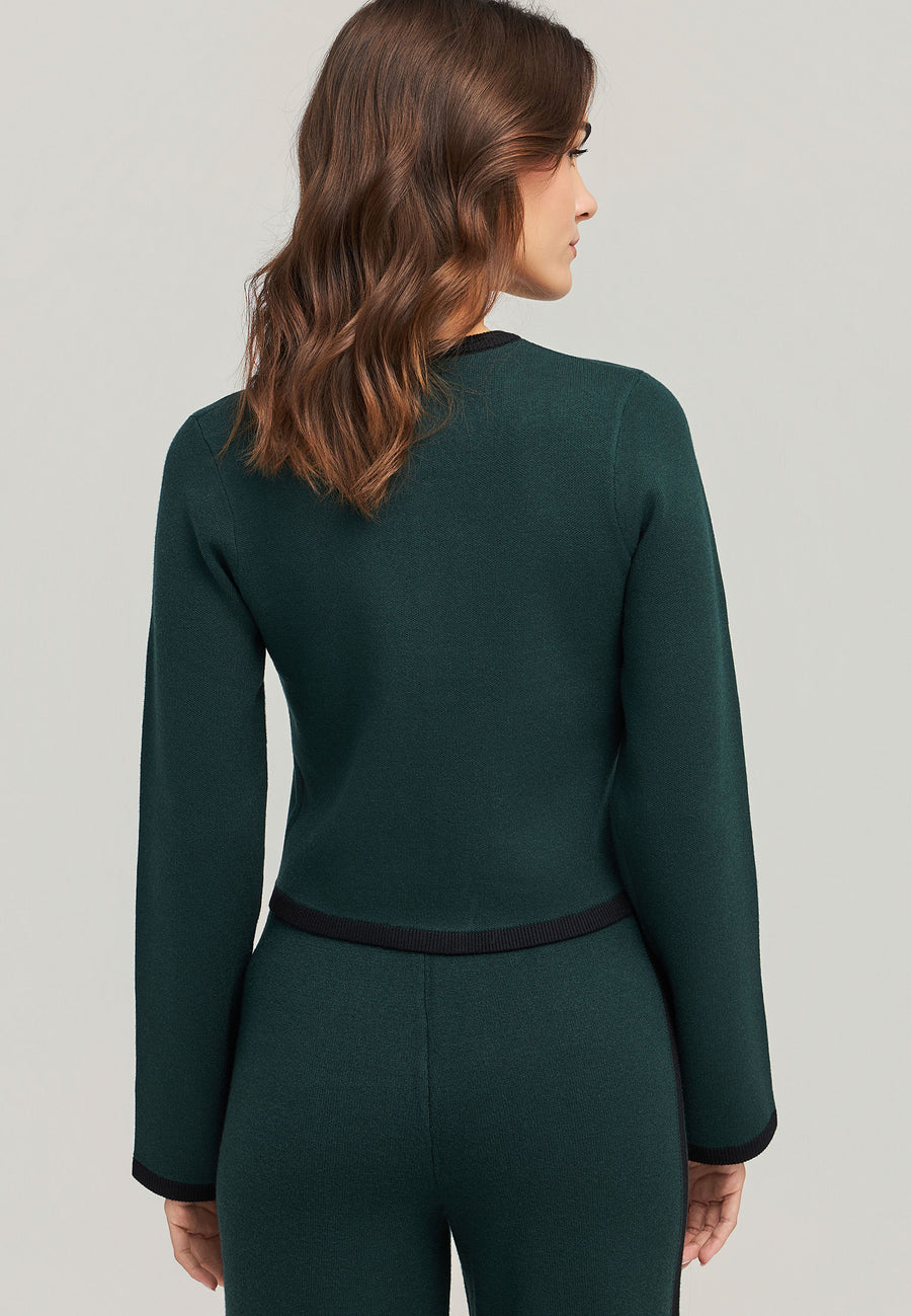 Cardigan tricotat cu dungi și nasturi