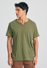 Tricou cu guler henley și croi brut - The essentials - Verde vânătoresc