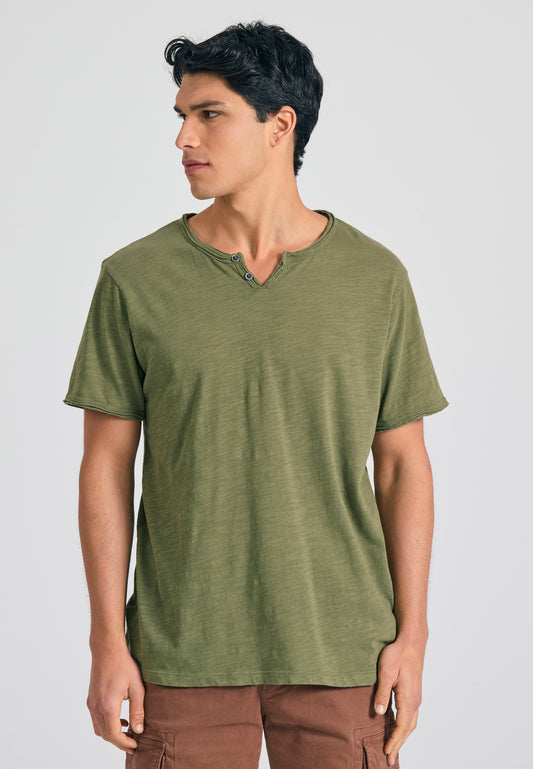 Tricou cu guler henley și croi brut - The essentials - Verde vânătoresc