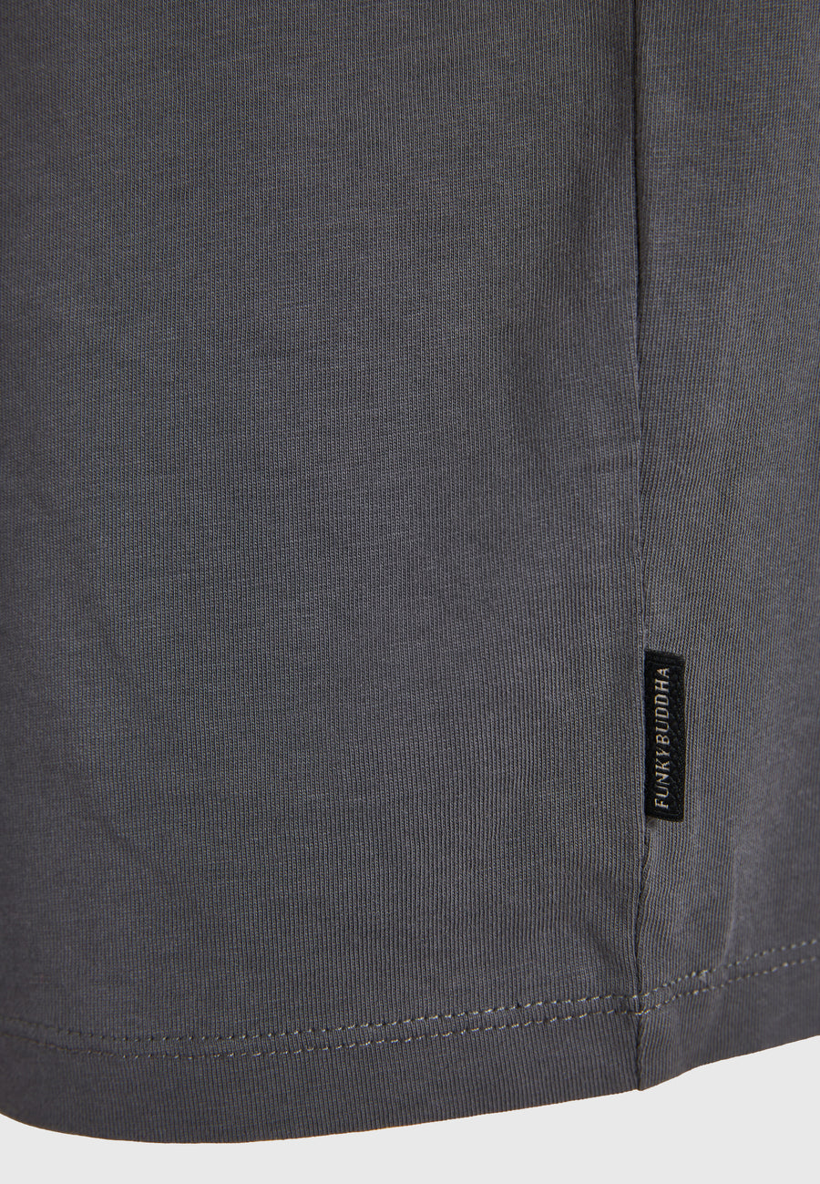 Tricou bărbătesc cu guler rotund - Esențiale