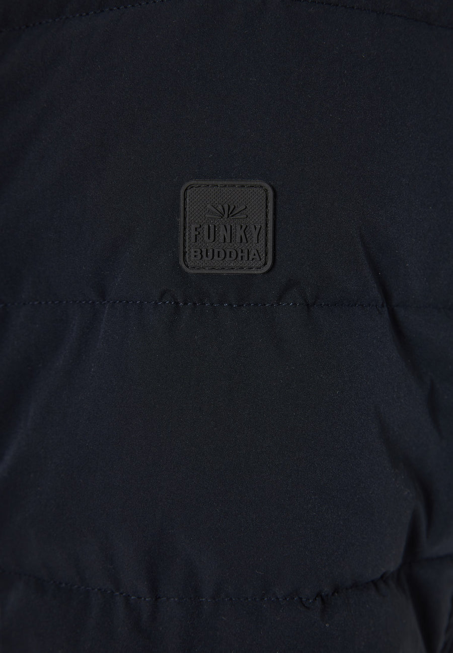 Jachetă matlasată casual cu guler înalt