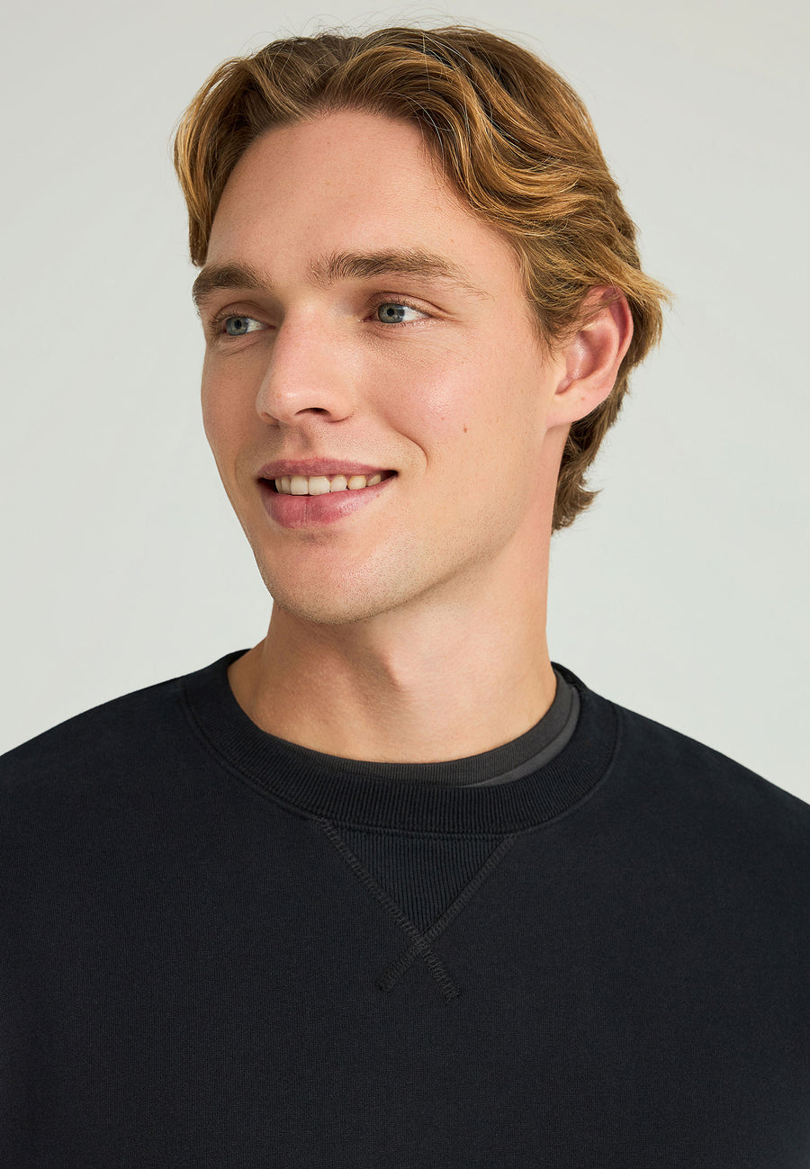 Hanorac bărbătesc cu guler rotund și simplu