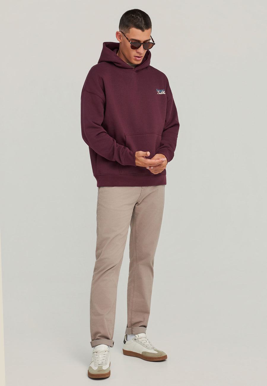 Hanorac cu imprimeu subtil pe piept