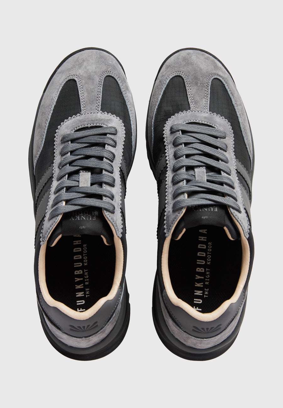 Teniși din piele întoarsă pentru bărbați