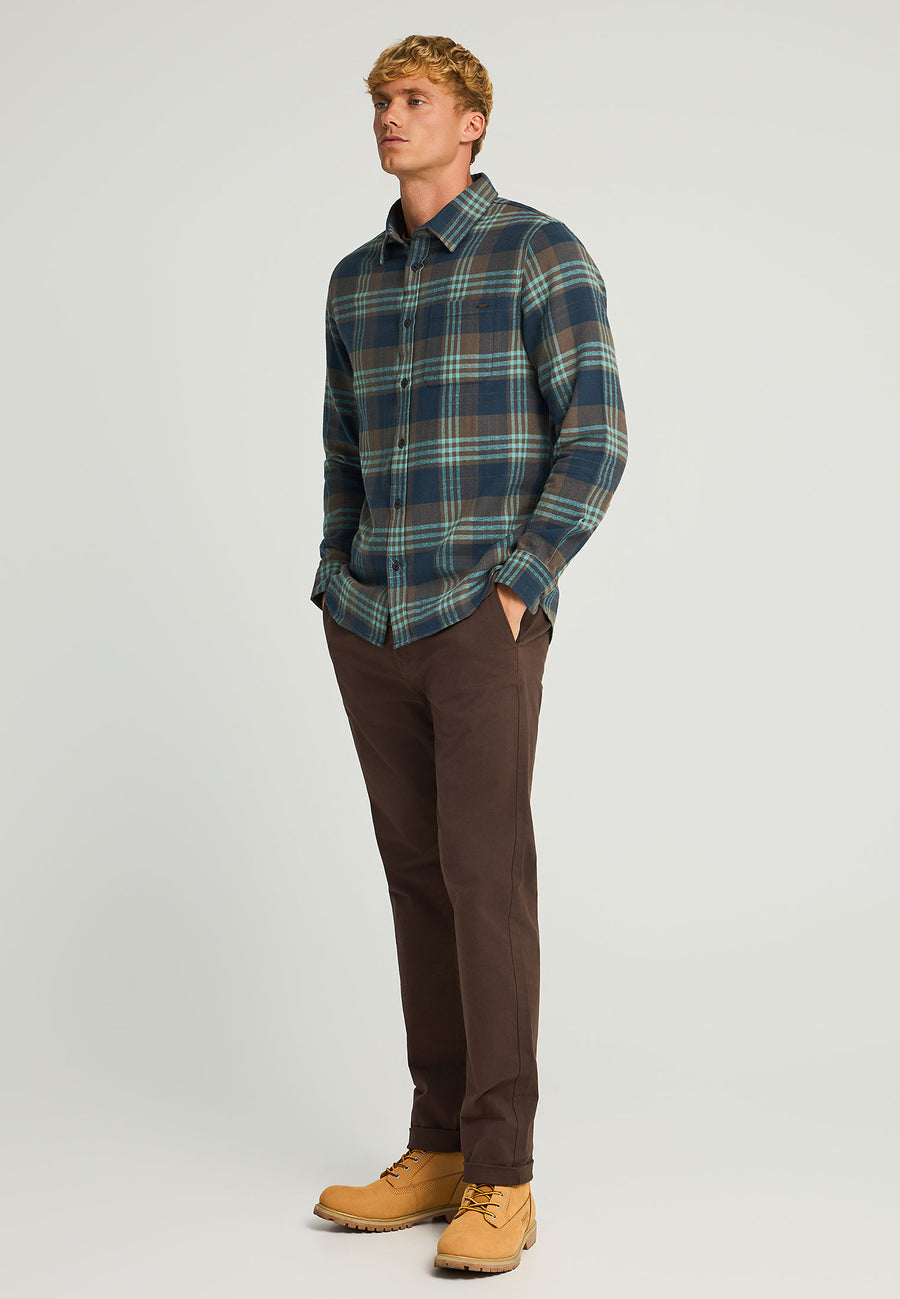 Cămașă bărbătească în carouri