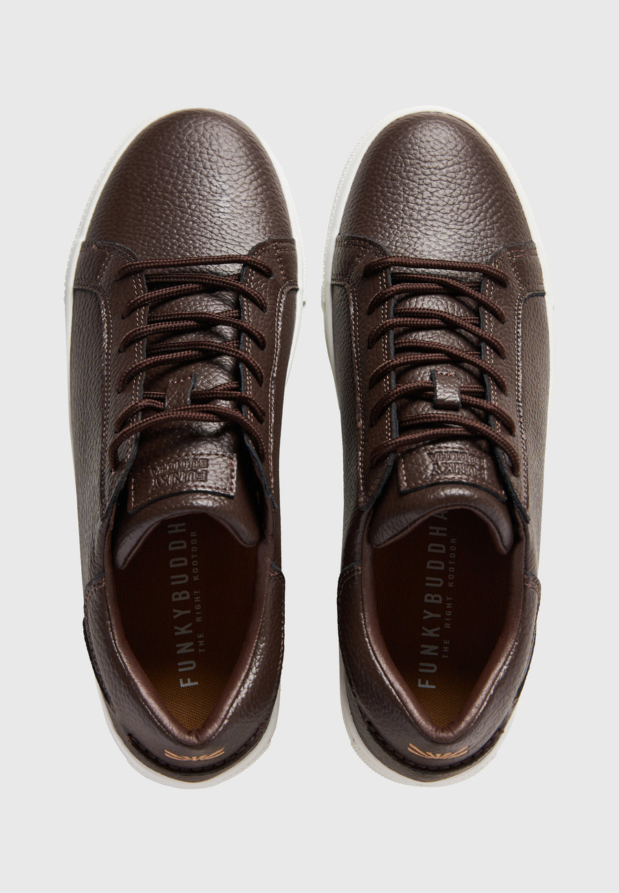 Adidași din piele pentru bărbați