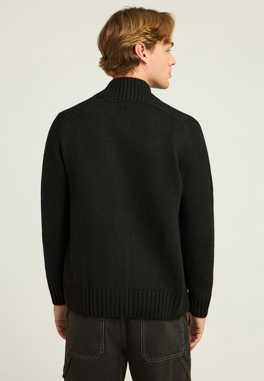 Cardigan tricotat bărbătesc cu guler înalt