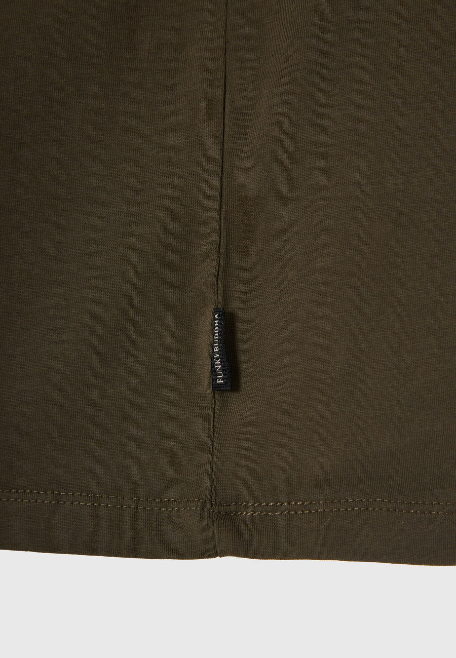 Tricou cu imprimeu pe piept cu logo text