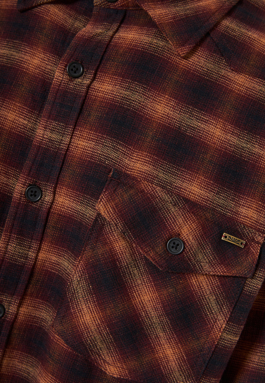 Cămașă bărbătească în carouri din bumbac, cu buzunare la piept