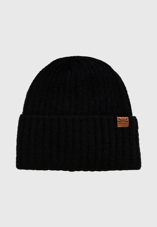 Cable knitted men's beanie