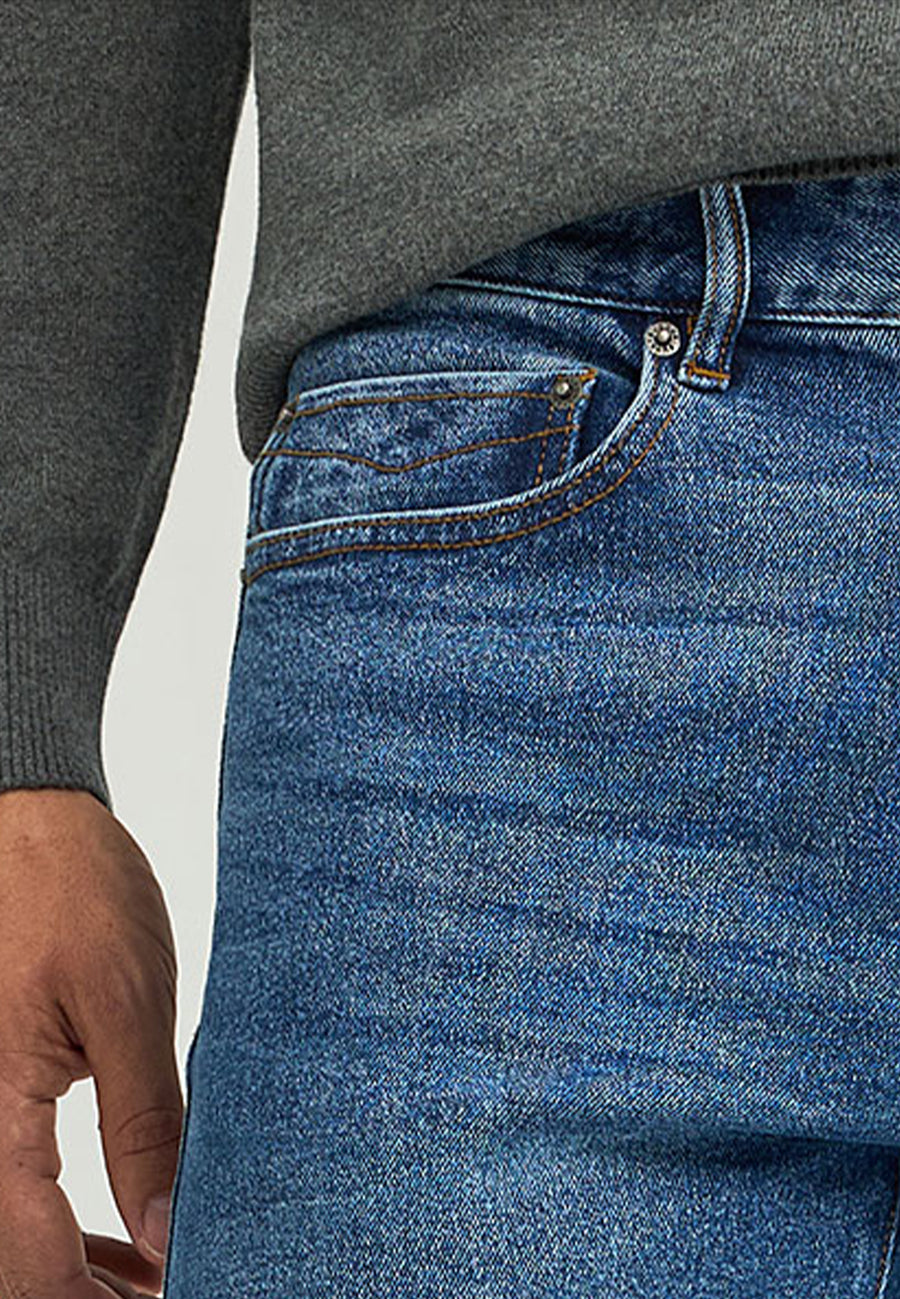 Blugi slim fit cu croială conică