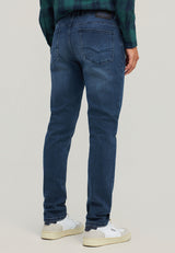 Blugi lejeri cu croială conică