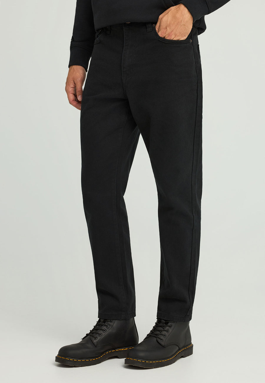 Blugi cu croială lejeră