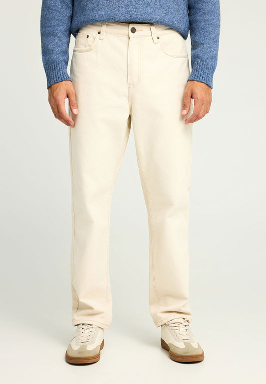 Blugi cu croială lejeră