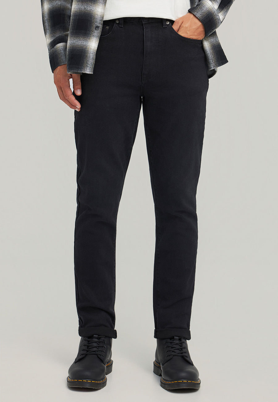 Blugi lejeri cu croială conică