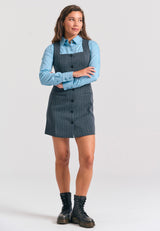 Rochie fără mâneci cu nasturi