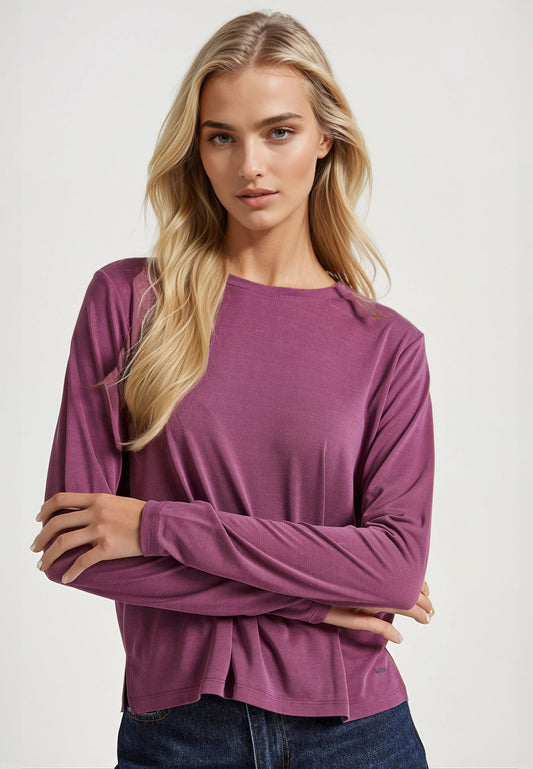 Tricou cu guler rotund și mânecă lungă