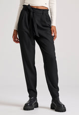 Pantaloni casual pentru femei cu pliuri