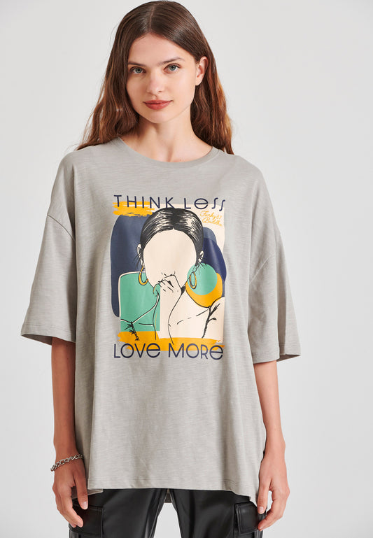 Tricou lejer cu imprimeu cu rame pe piept