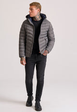 Jachetă de călătorie cu glugă detașabilă