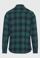 Cămașă bărbătească în carouri cu buzunar la piept