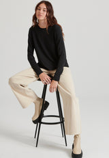 Tricou cu guler rotund și mânecă lungă