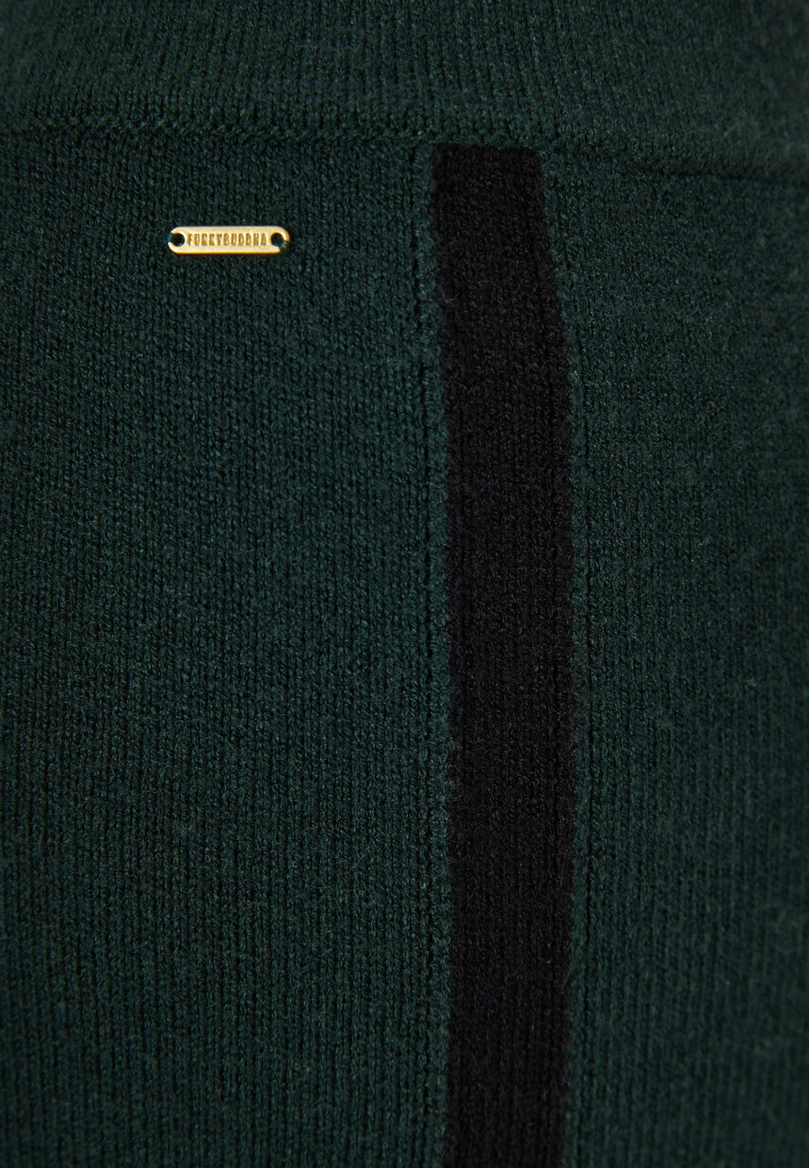 Pantaloni tricotați cu picior larg