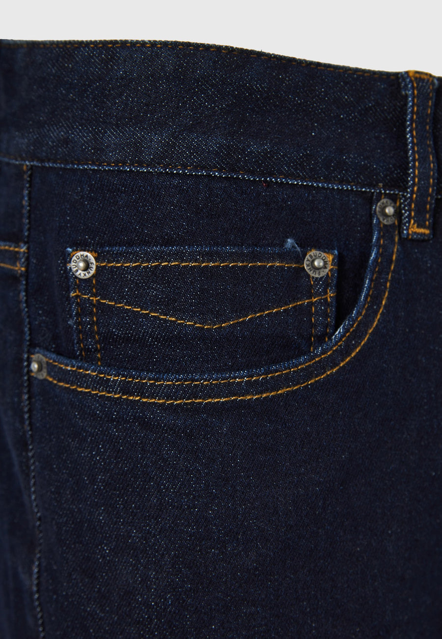 Blugi slim fit cu croială conică