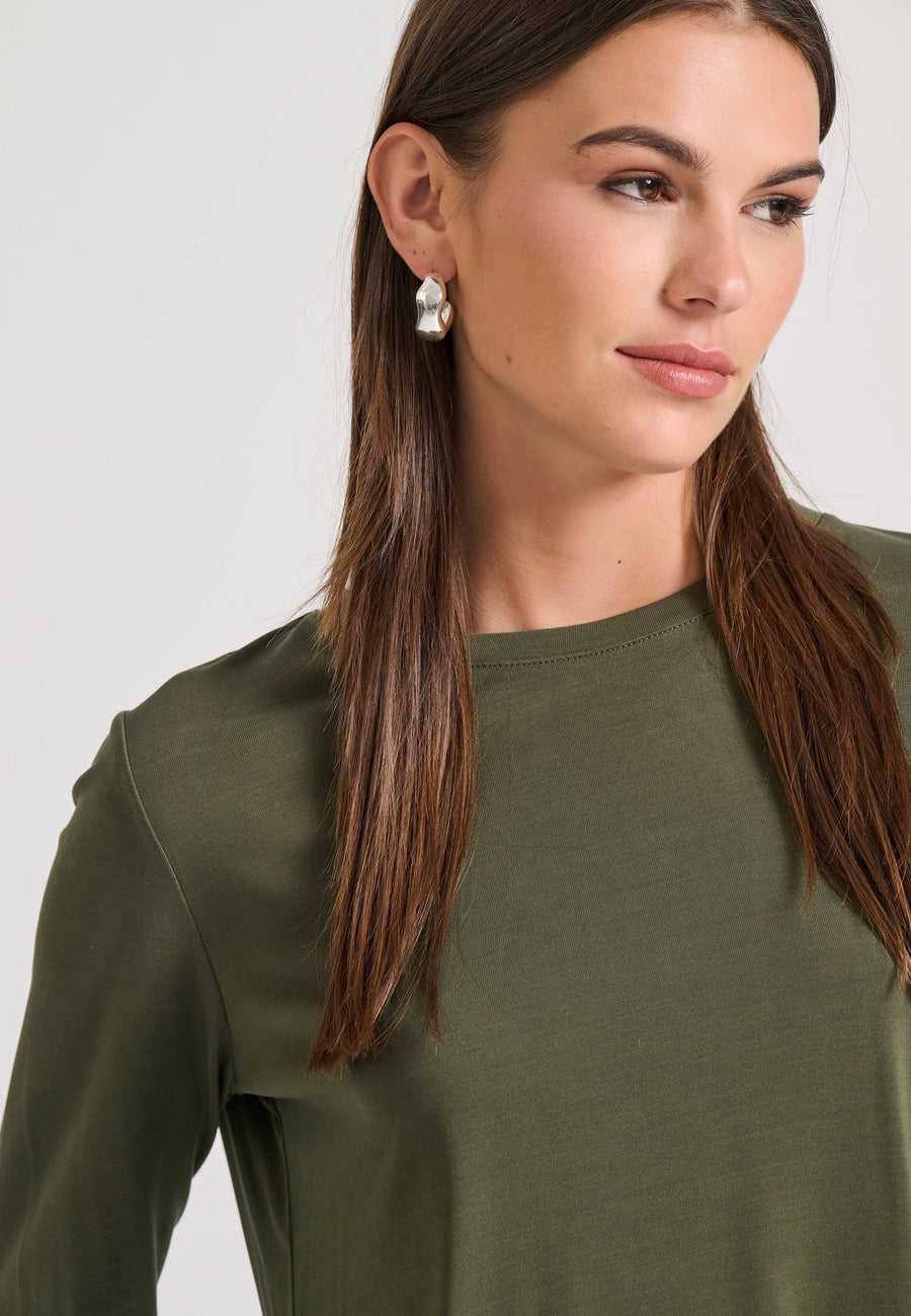 Tricou cu guler rotund și mânecă lungă