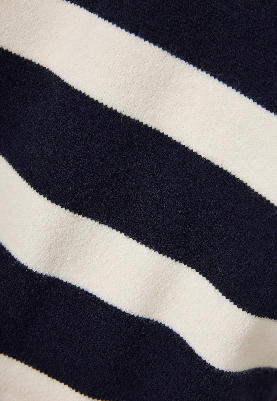 Pulover tricotat cu dungi și guler pentru bărbați