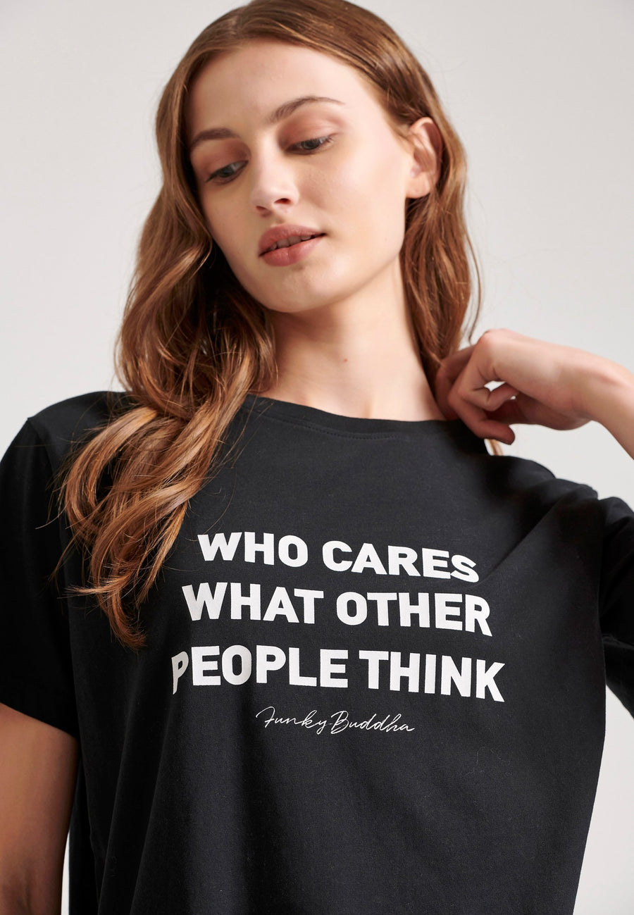 Tricou cu imprimeu artistic pe piept