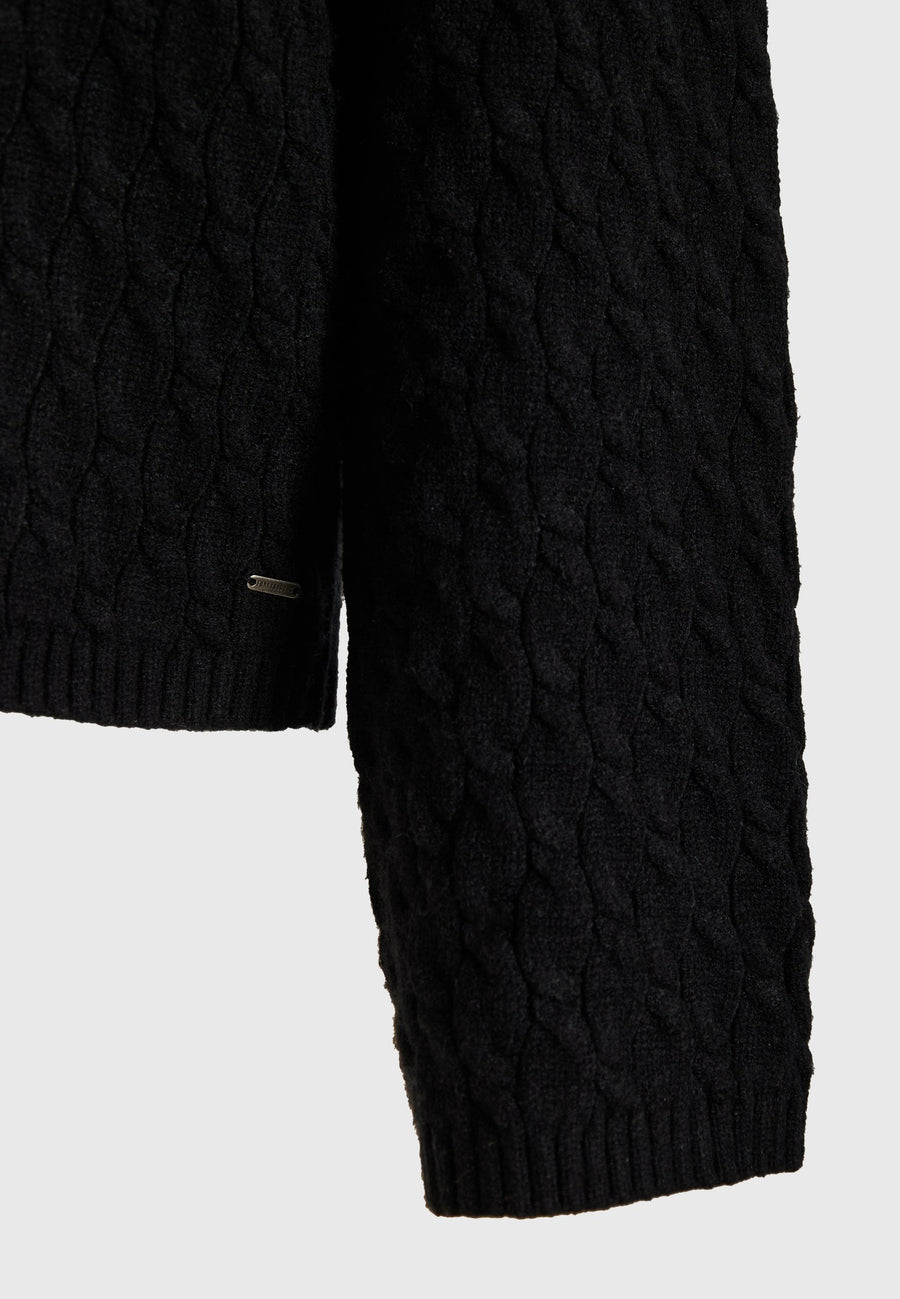 Pulover tricotat în relief cu eșarfă