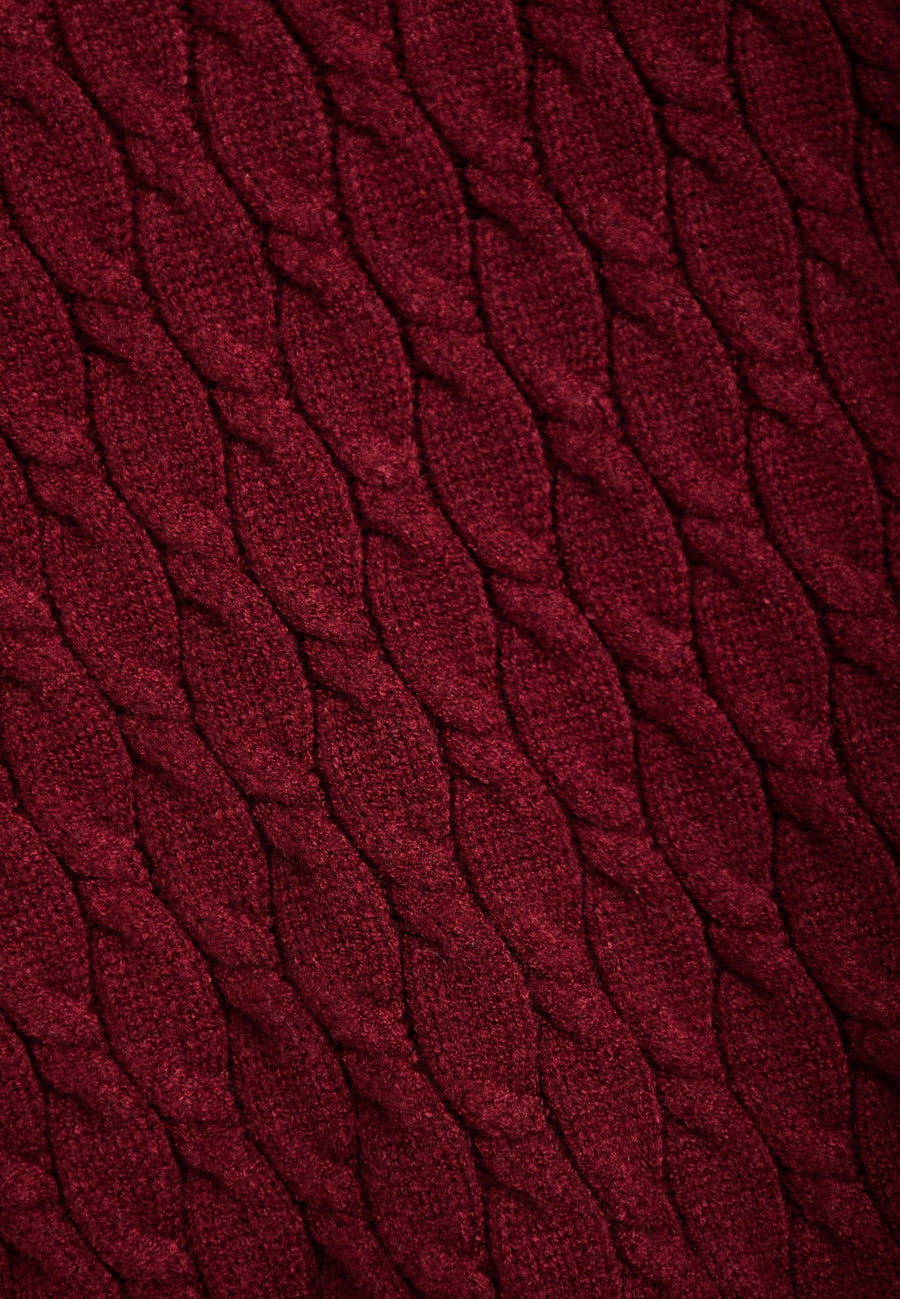 Pulover tricotat în relief cu eșarfă