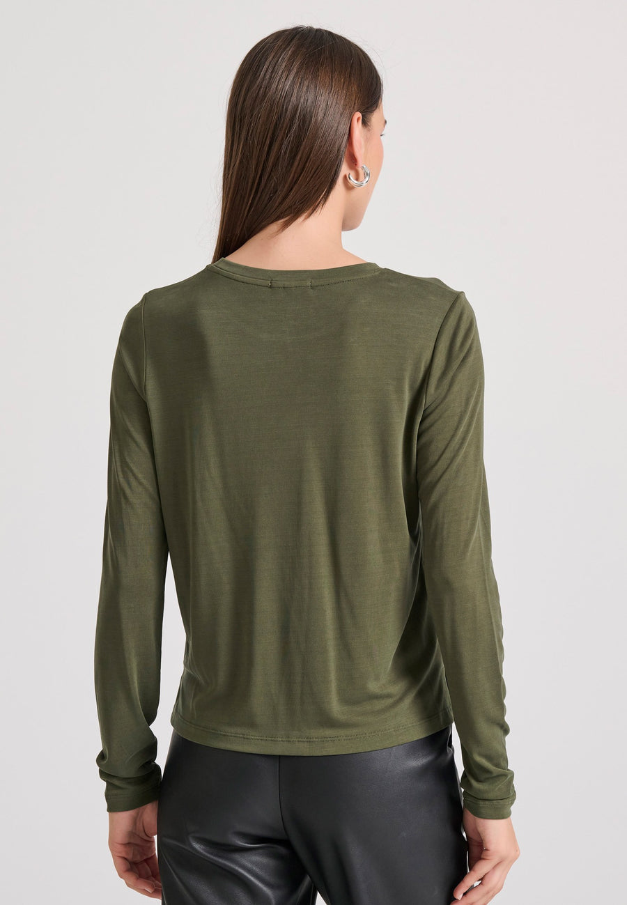 Tricou cu guler rotund și mânecă lungă