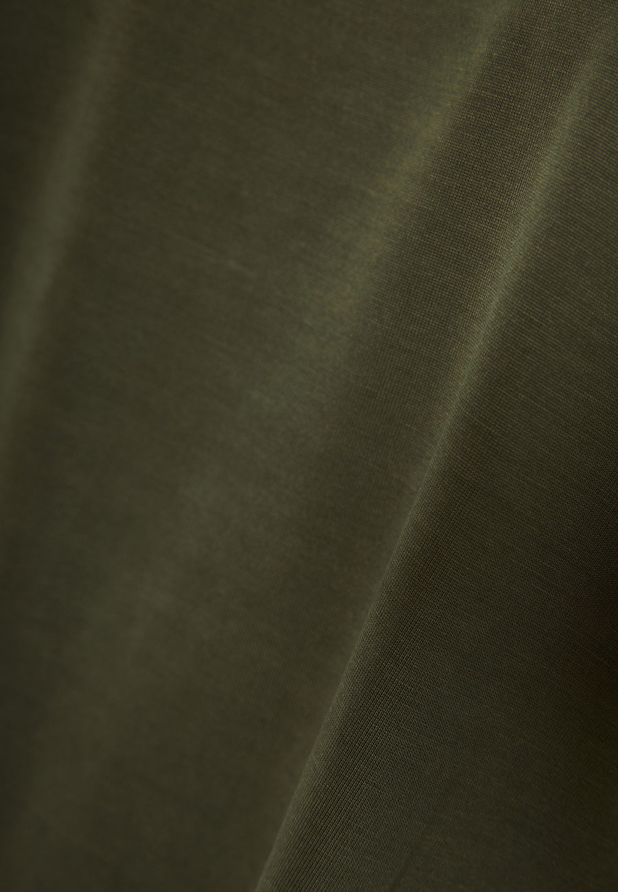 Tricou cu guler rotund și mânecă lungă