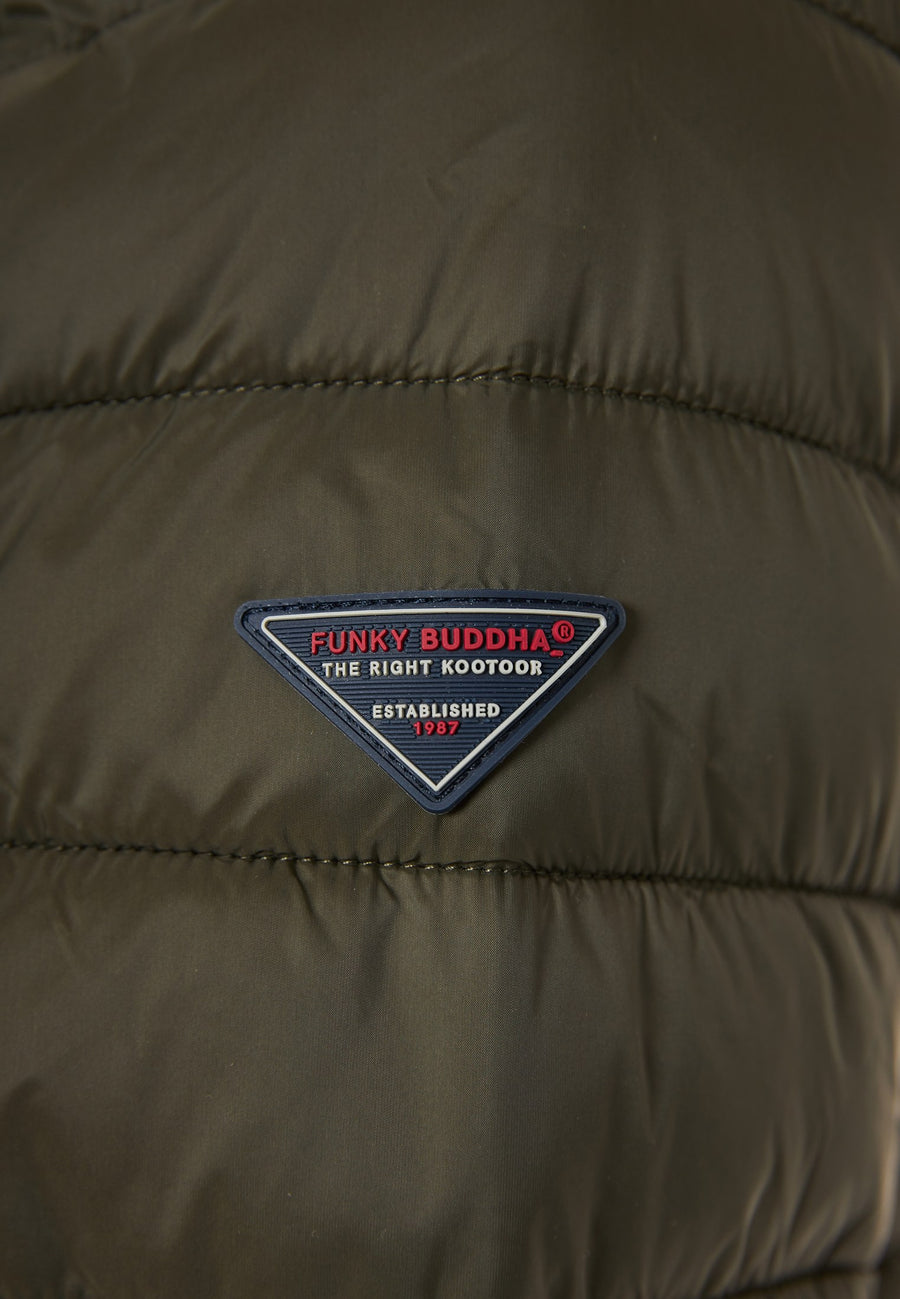 Jachetă de călătorie cu glugă detașabilă