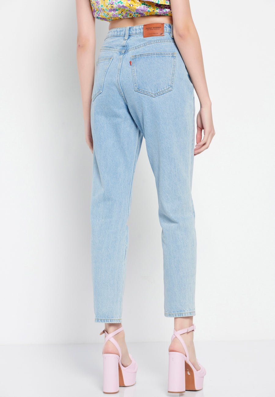 Moms fit jeans