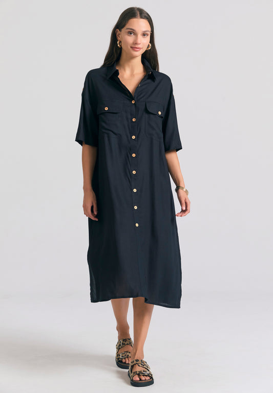Oversized maxi semi-shirt dress in boho look - Black