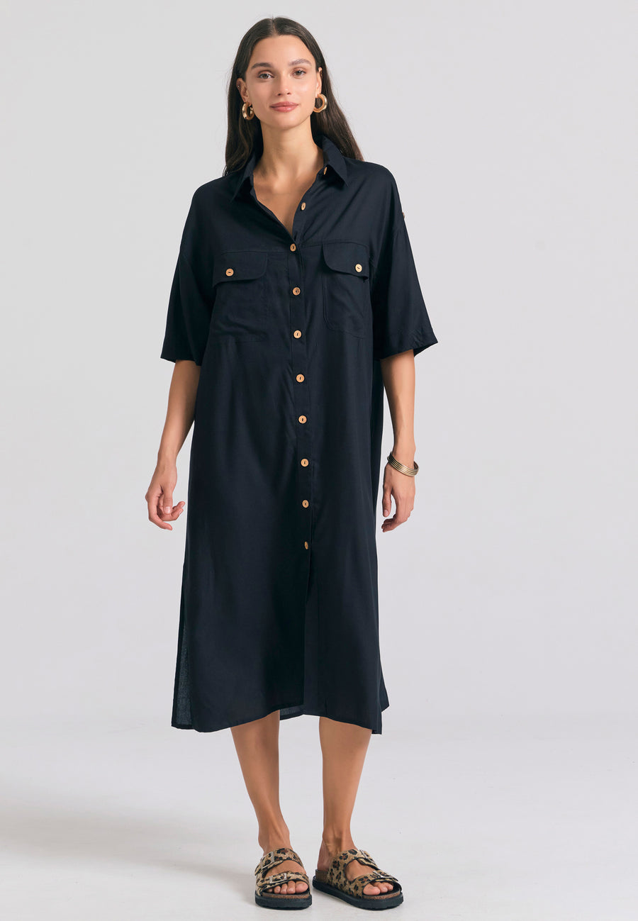 Oversized maxi semi-shirt dress in boho look - Black