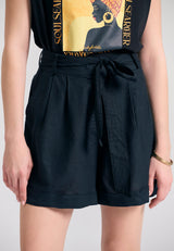 Loose fit linen blend shorts with pleats and belt - Anthracite