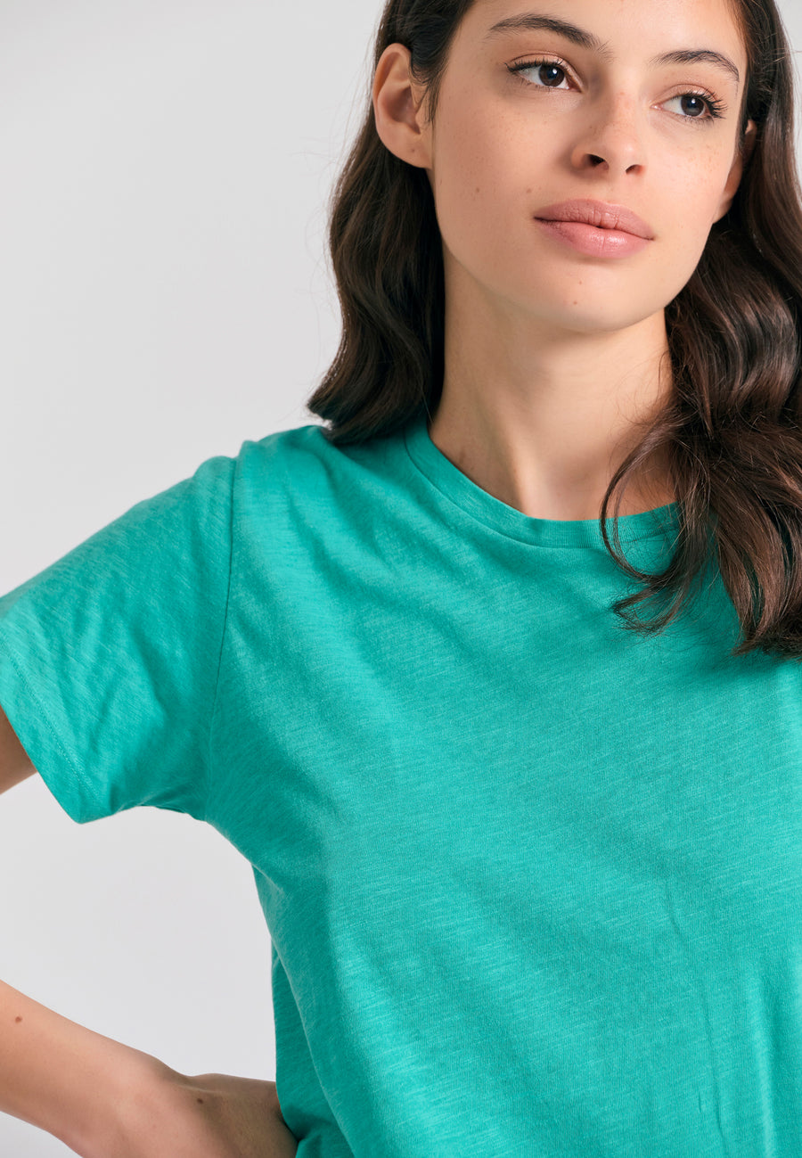 Crew neck women's plain t-shirt - The essentials - Caribbean green