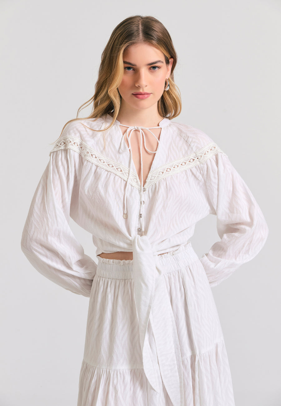 Cămașă lejeră pentru femei, din țesătură jacquard - Albă